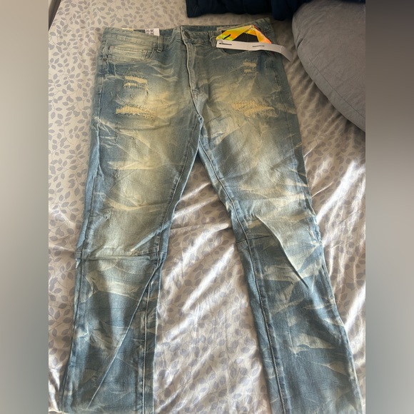 Men's Skinny Jeans in Distressed Blue